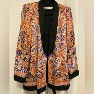 Tag removed but never worn.